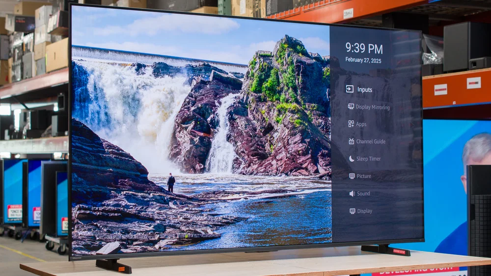 Hisense QD7QF 43-inch QLED Smart TV